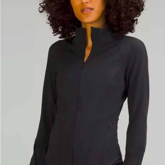 lululemon athletica Jackets & Blazers - Lululemon instill jacket size 4) good quality worn few times (discontinued item)